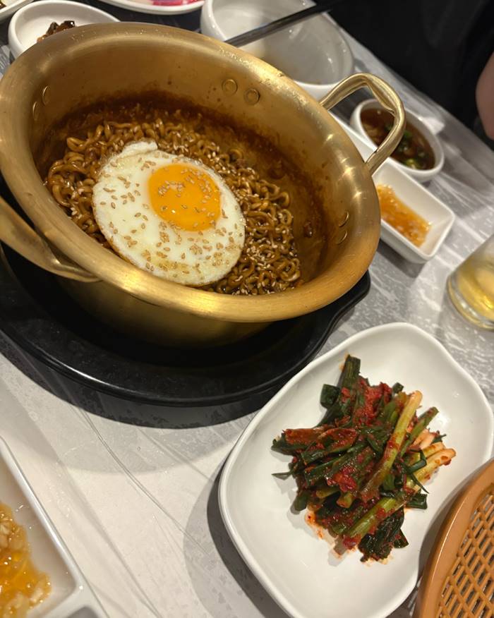 1 한심 식육 식당 4.jpg